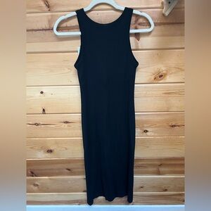 Uniqlo Black Sleeveless Maxi Dress
